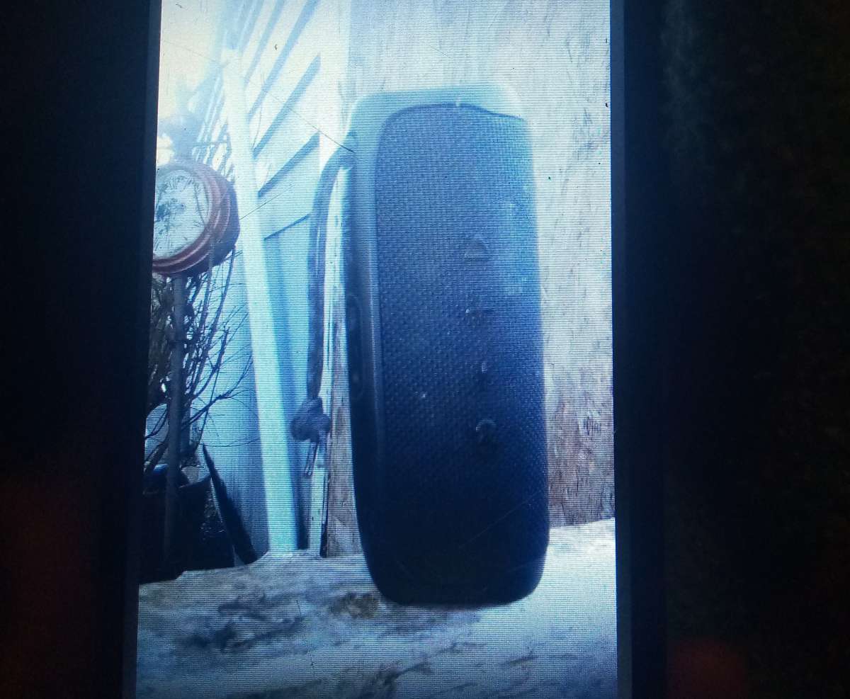 JBL flip 5 speaker