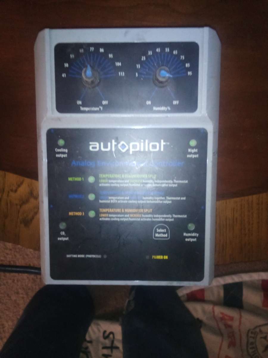 light control with light meter and humidity detector