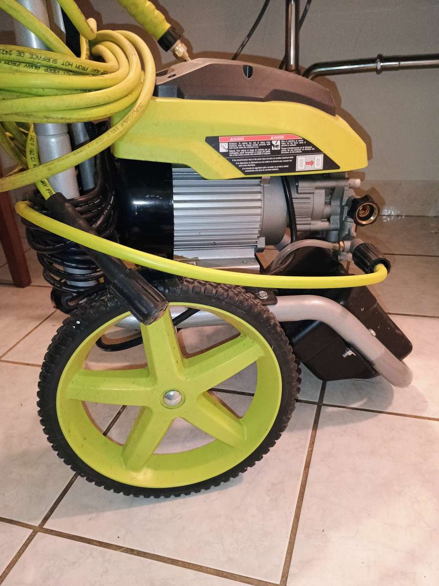 Ryobi 2700 PSI Electric Power Washer