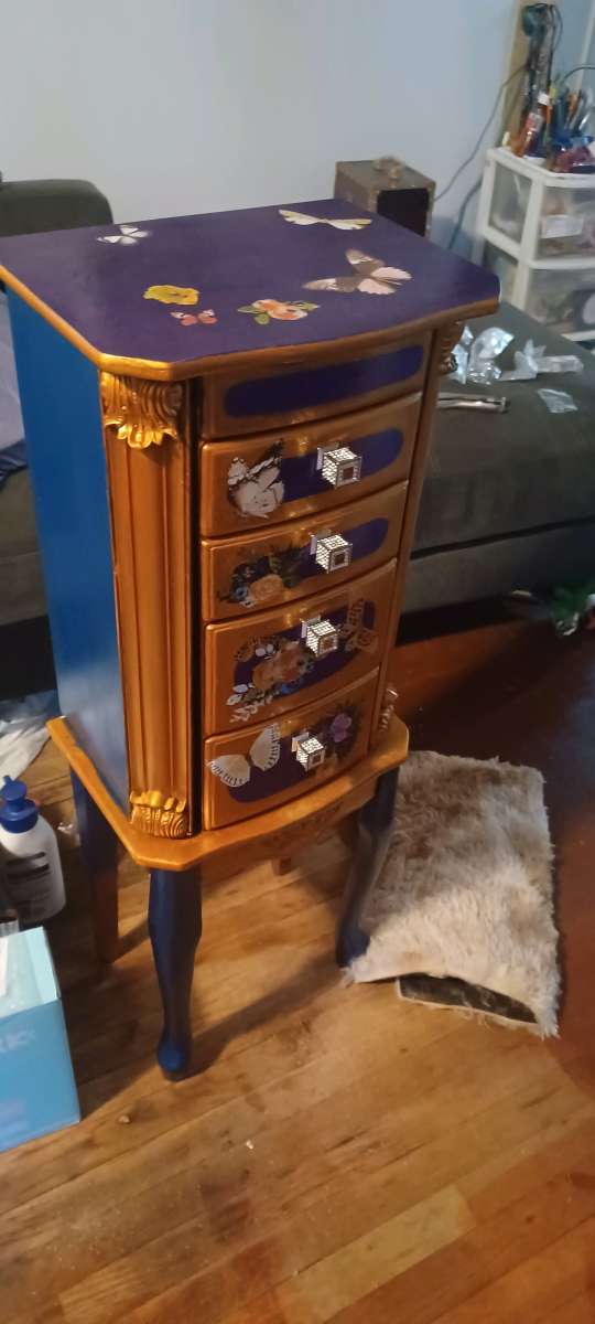 upcycled jewerly armoire