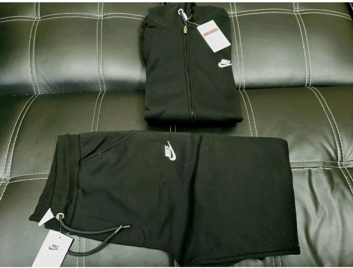 Nike sweatsuit