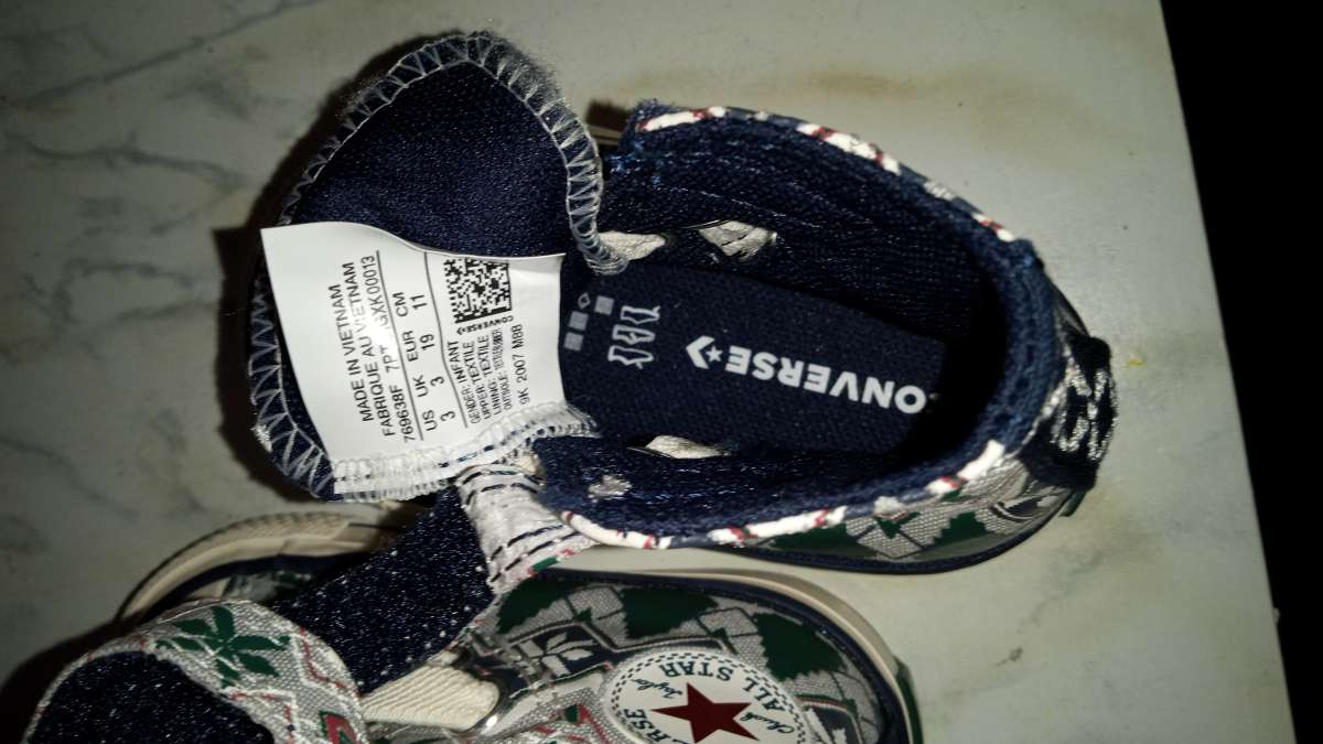 the mini shoes for you baby converse new