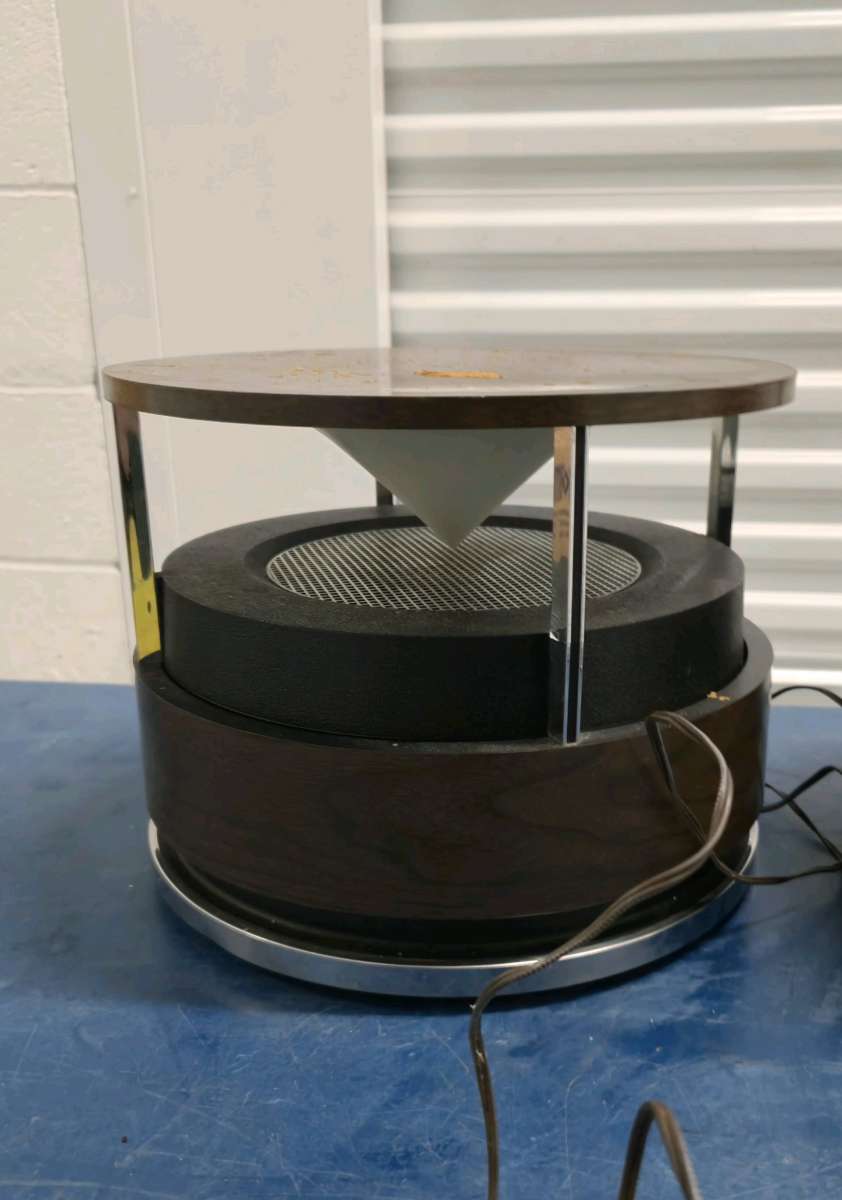 Vintage Zenith Circle Of Sound Speakers