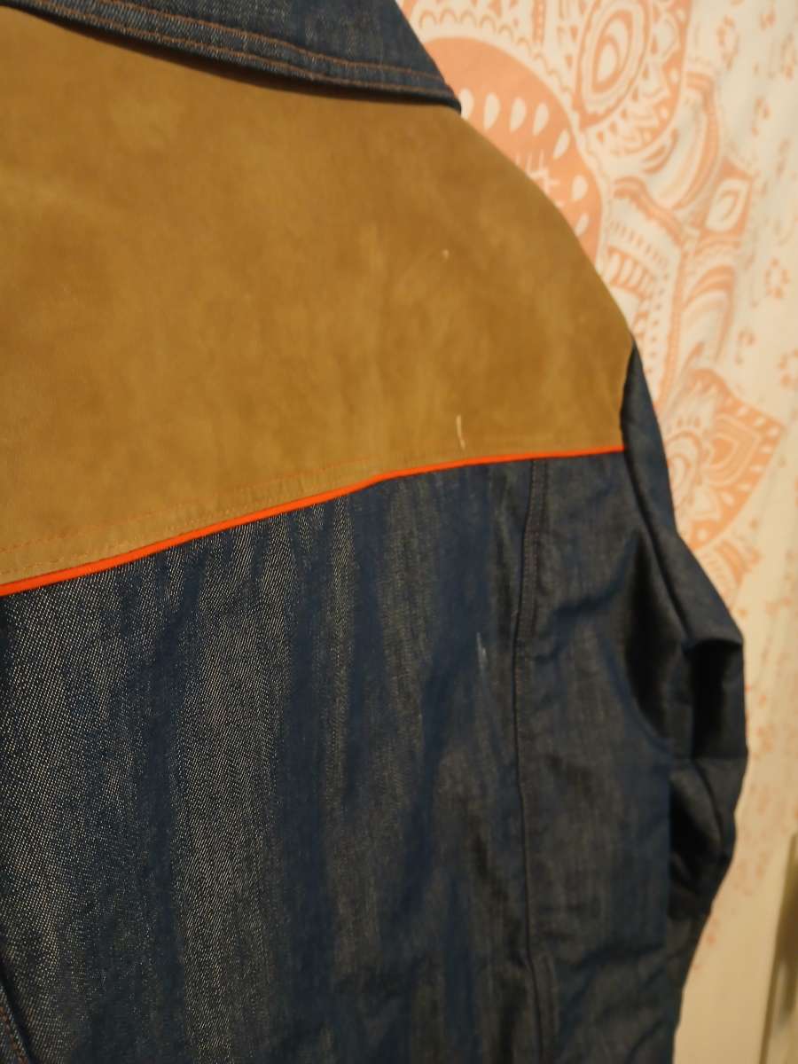 1970s Mens Vintage Ski Levis XL Denim Snap Button Jean