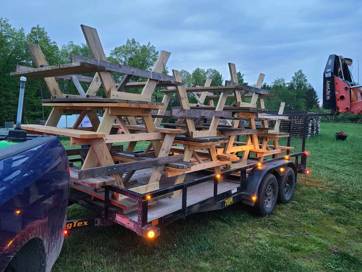 Picnic Tables For Rent