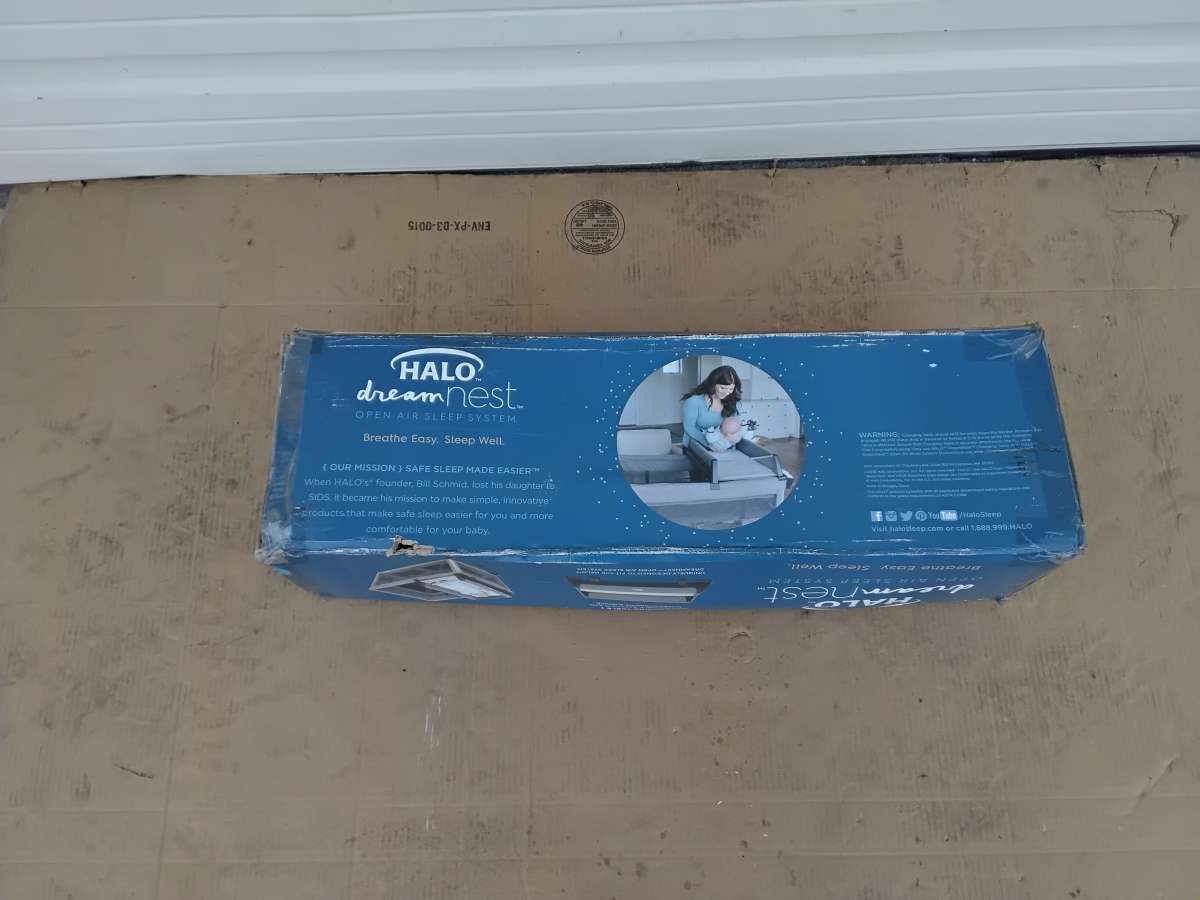 Nice Babys Halo Dream Nest Open Air Sleep System Brand New