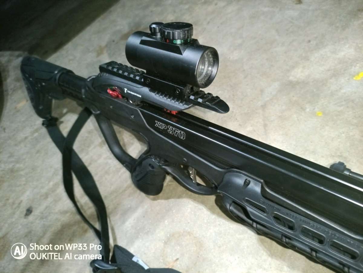 Barnett crossbow and Simmons 22 mag scope