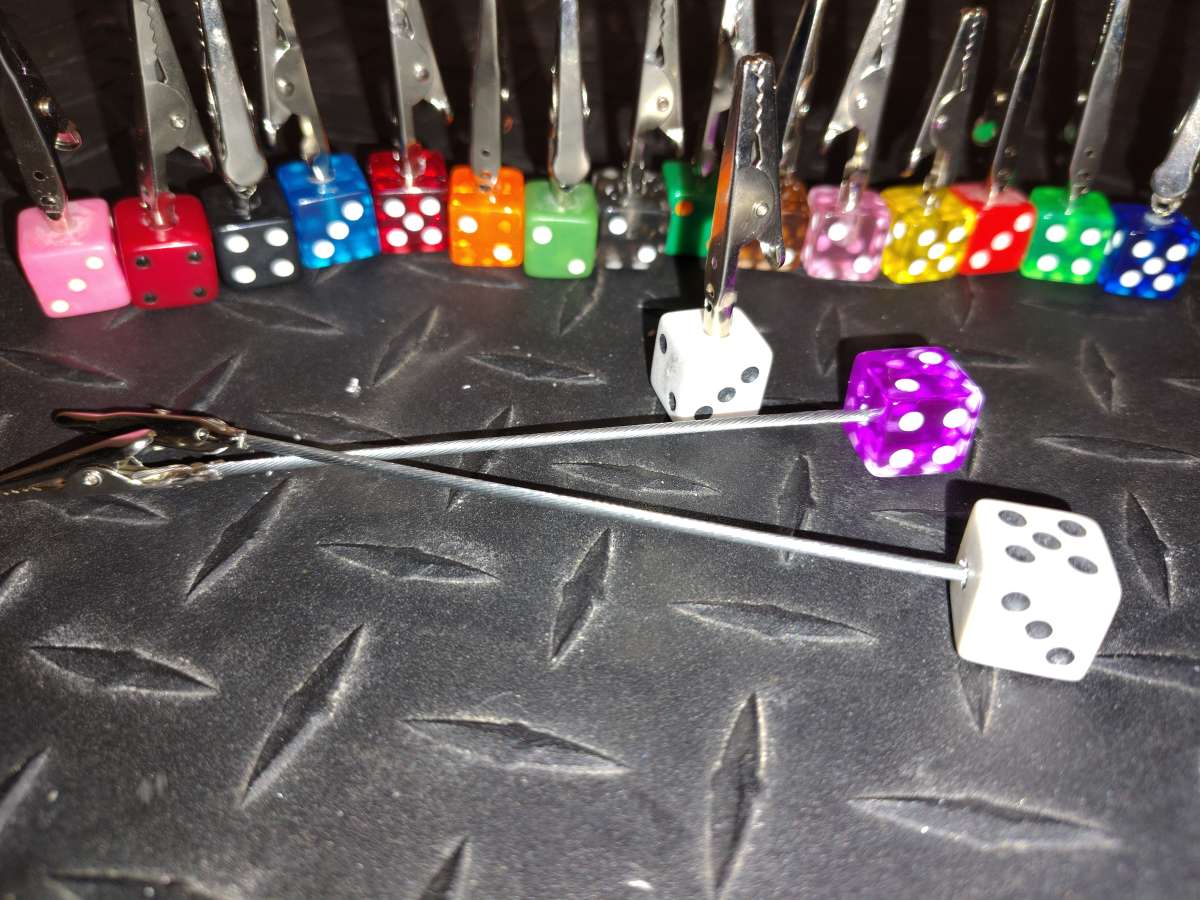 Dice Clips x1 10 or X2 15 bucks