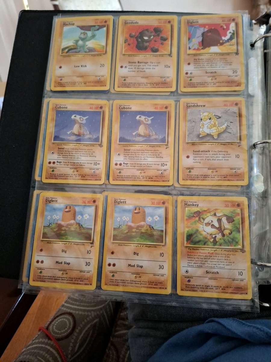 vintage Pokmon binder