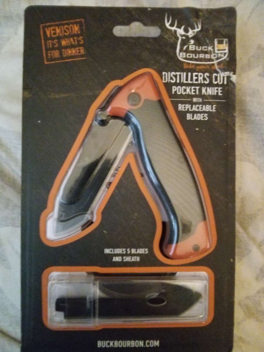 Buck Bourbon Distillers Cut pocket knife