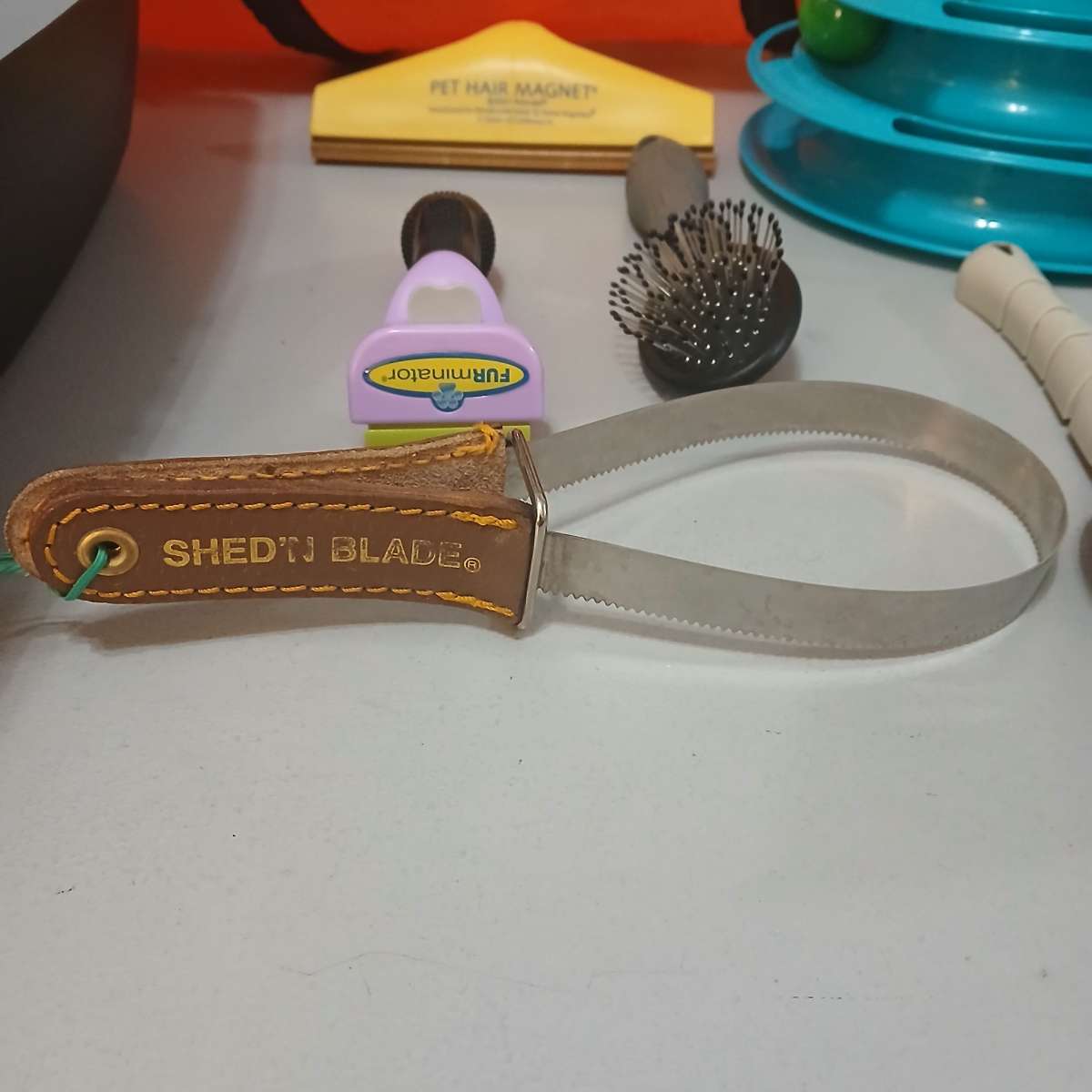 Aspenpet Pet Taxi Kennel with accessories