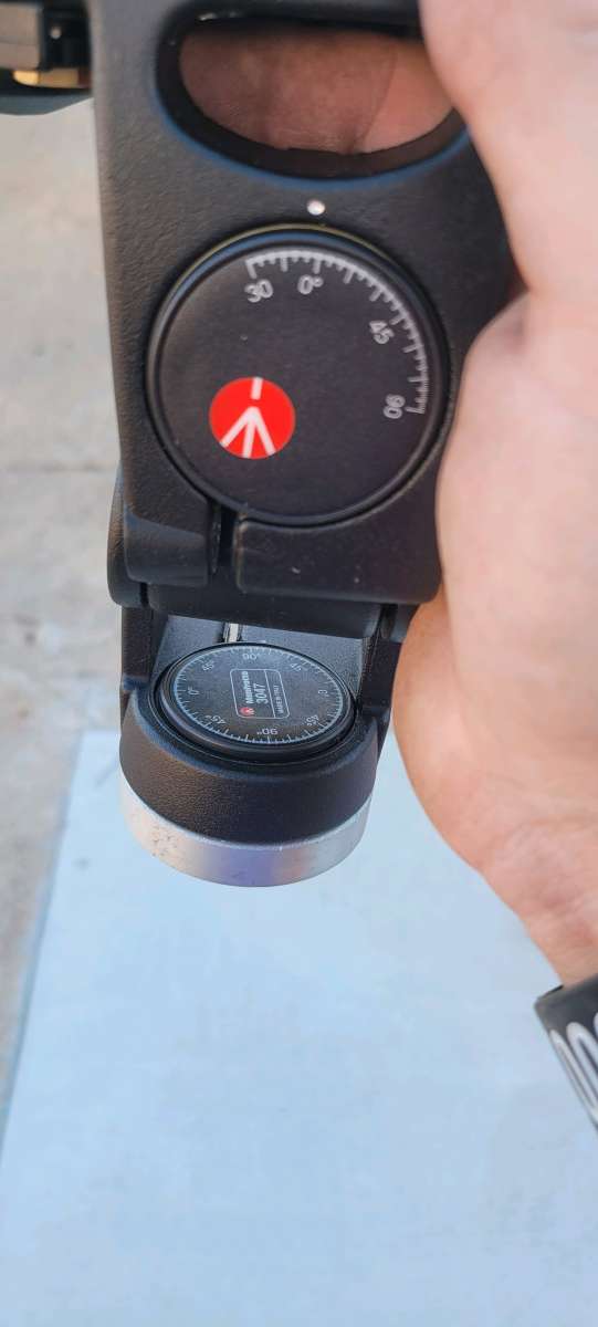 3Way Panhead W Adapter Plate for a Tripod