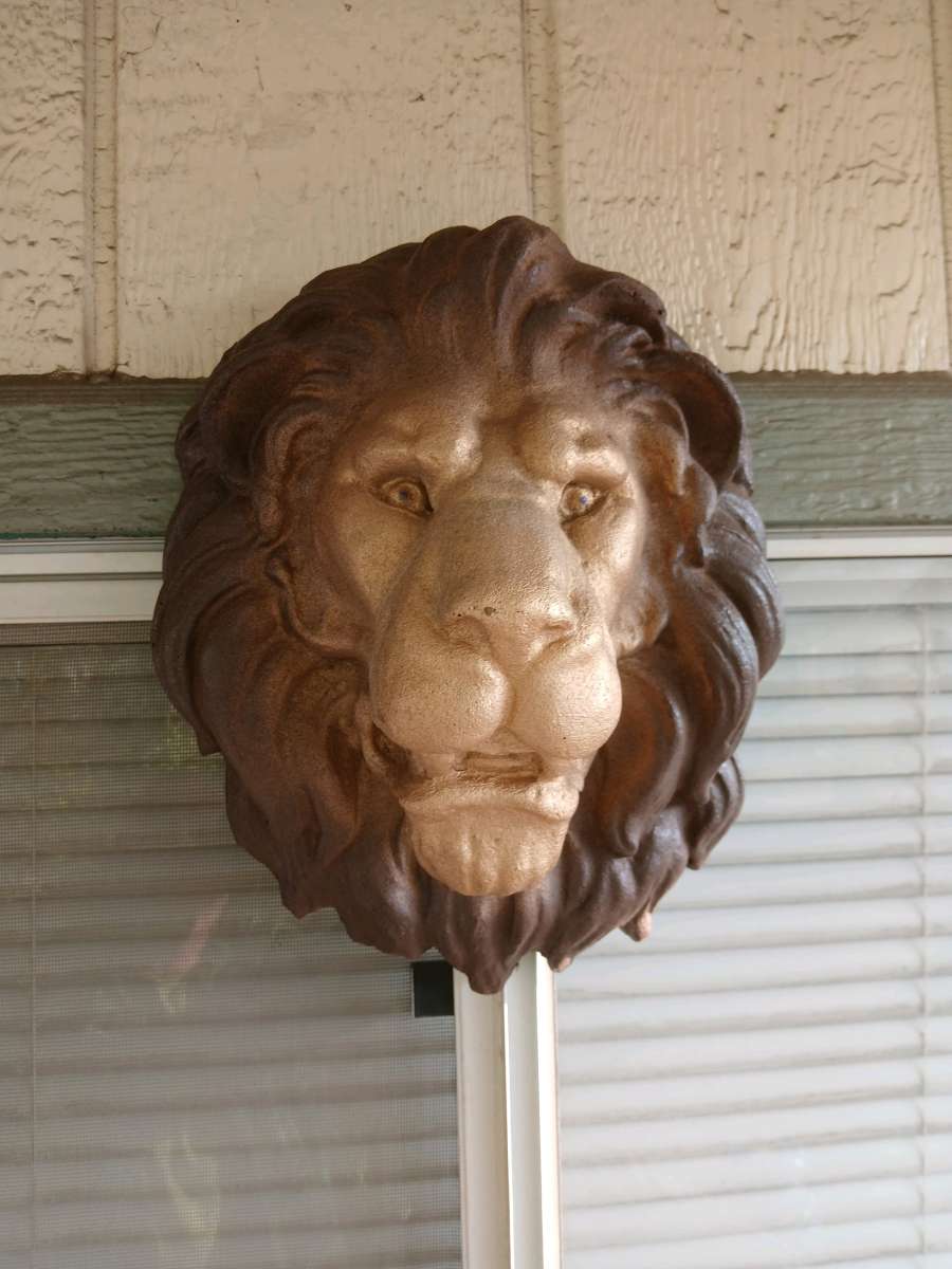 Concrete Lions Head Plaque