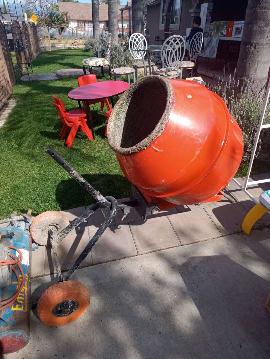 supremeequip 2 bad cement mixer