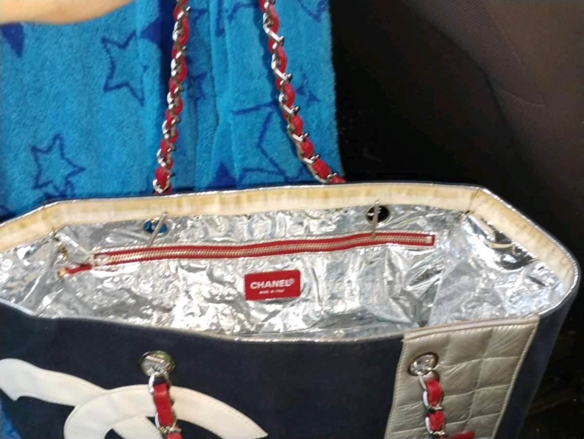 AUTHENTIC CHANEL NO 5 CHOCO BAR TOTE BAG