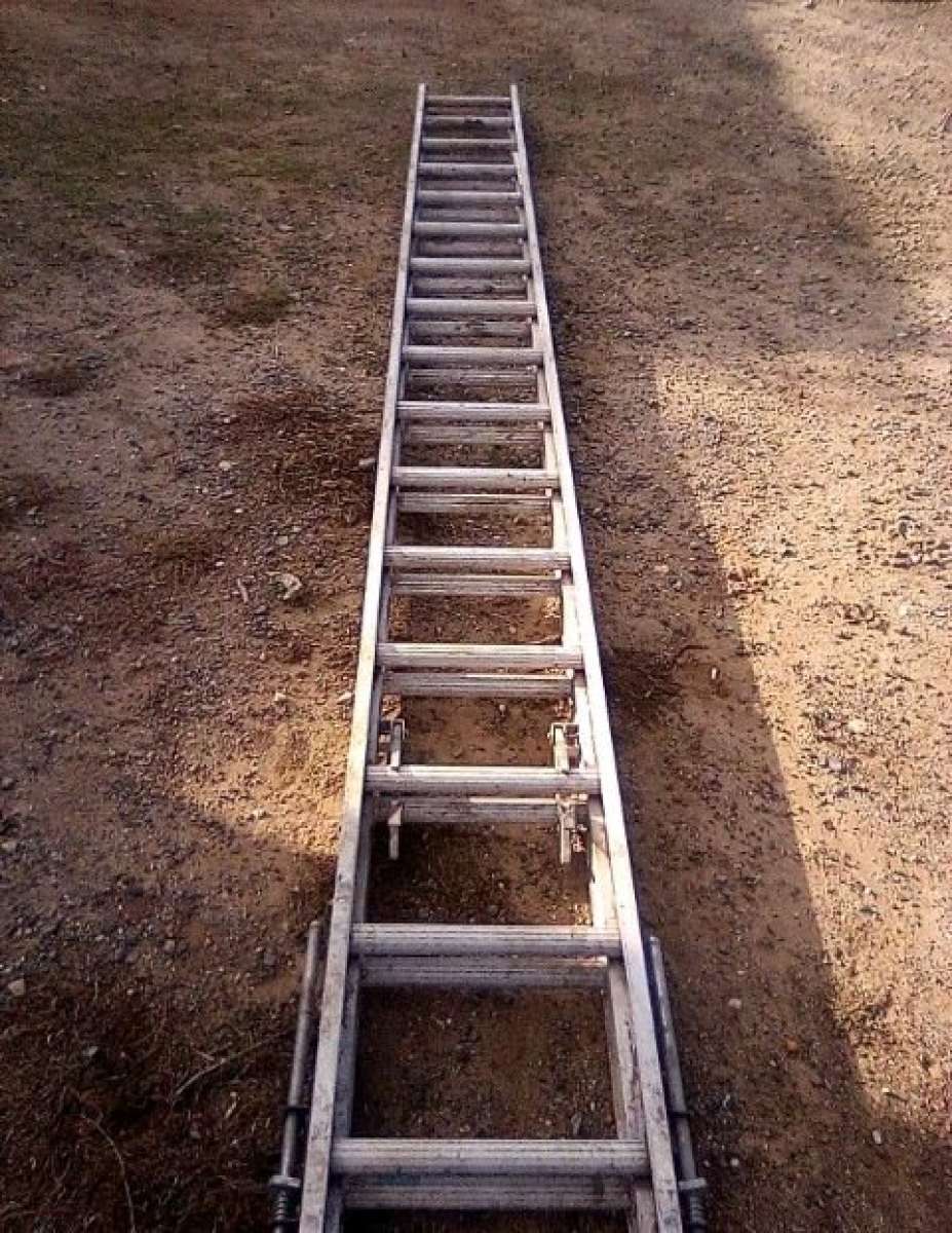32 ft ladder