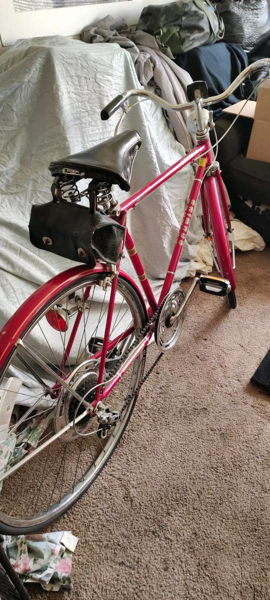 Schwinn suburban bicycle