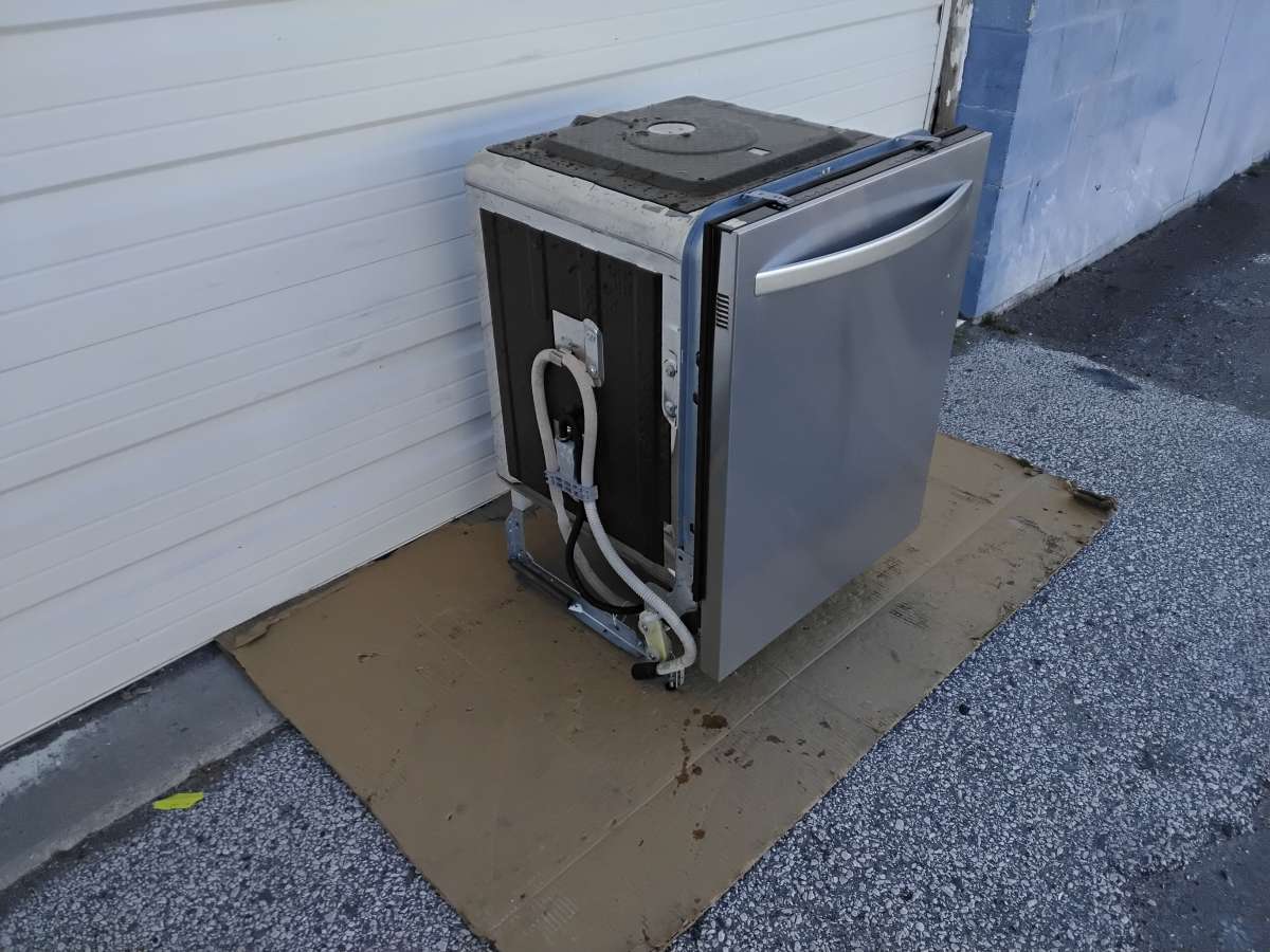 Nice Sears Kenmore Stainless Steel Dishwasher OEM Like New