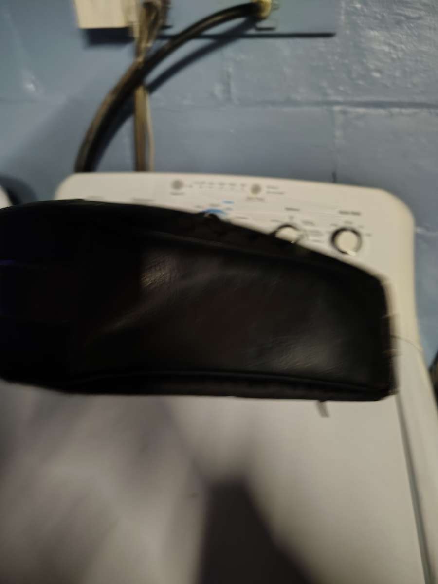 a black small purse Mine West