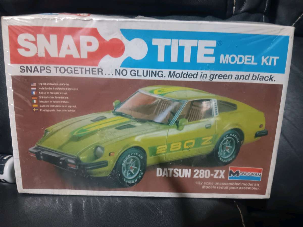 30 all new stayed in box pic box