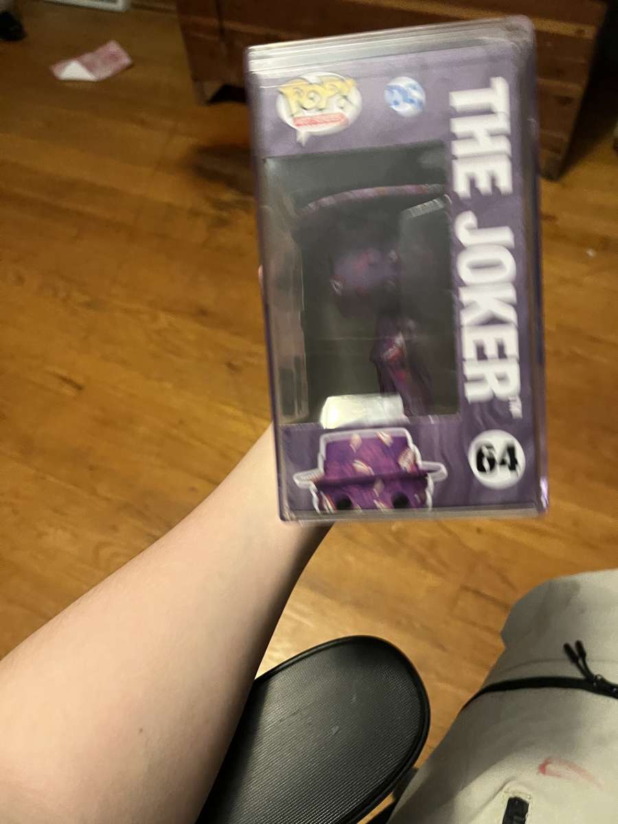 Exclusive joker funko pop