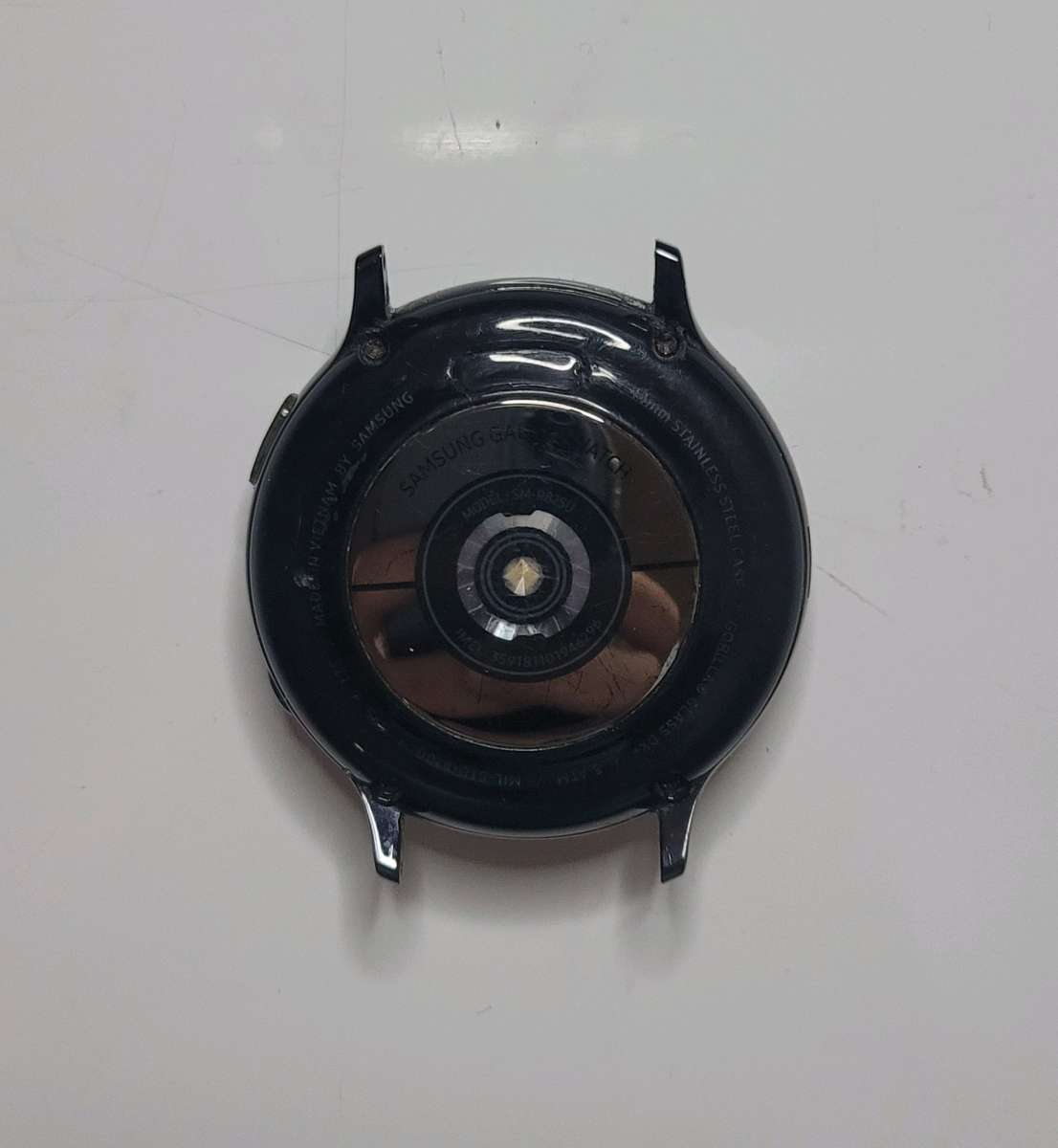 Samsung Galaxy active 2 watch for PARTS ONLY with Extras