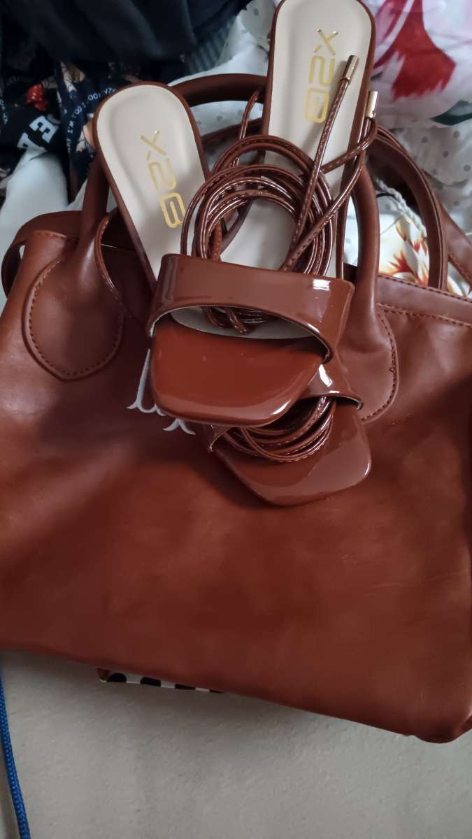 zapatos y bolsas x 50nuevos de tirantes size 6