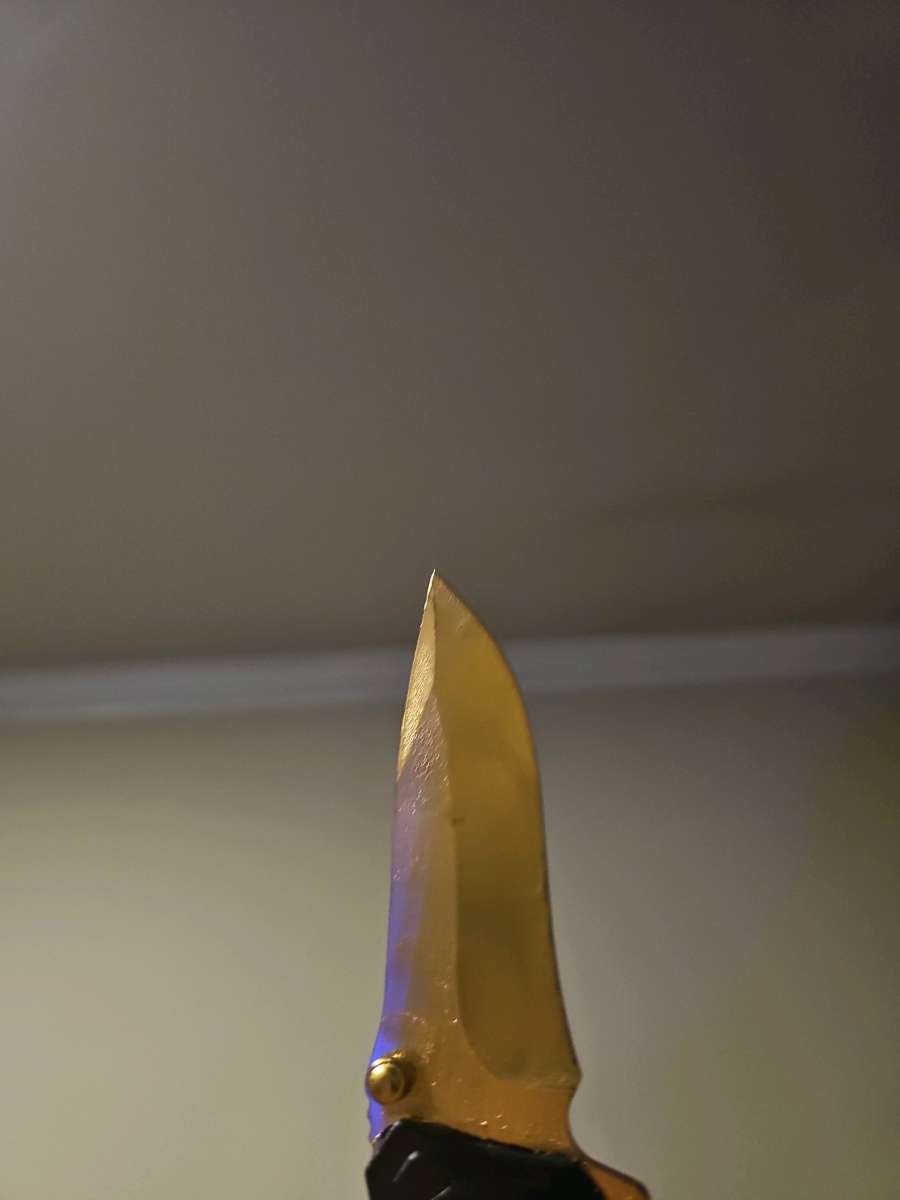 knife