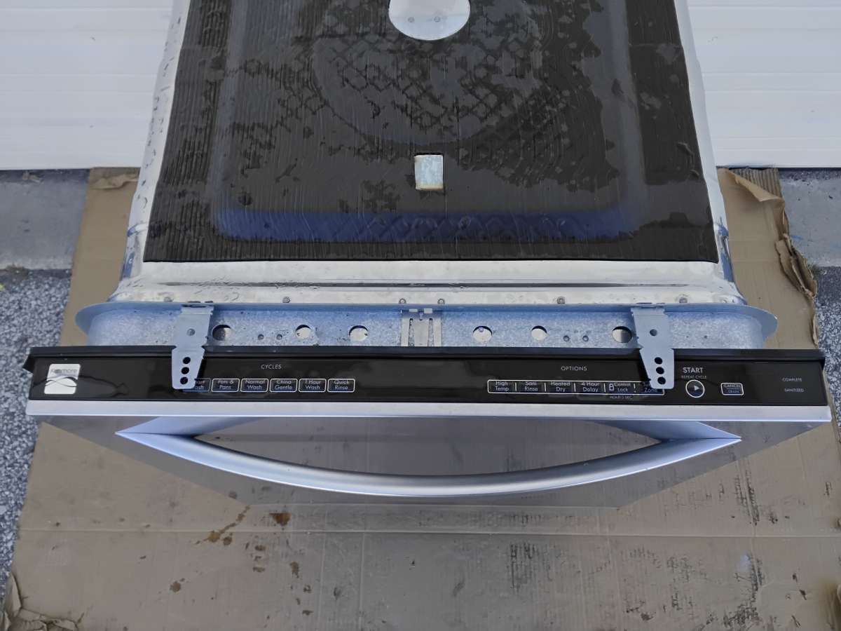 Nice Sears Kenmore Stainless Steel Dishwasher OEM Like New
