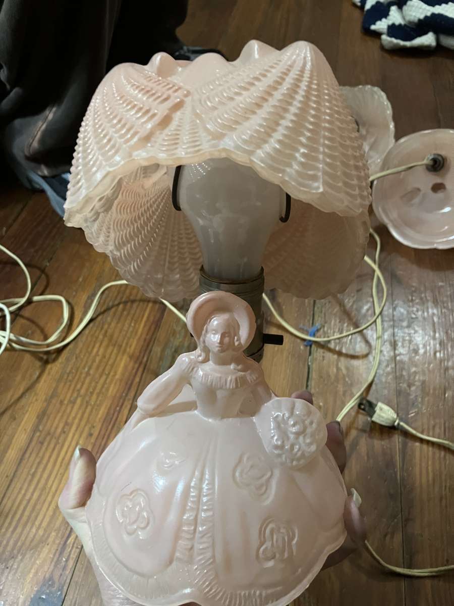 vintage boudoir lamps