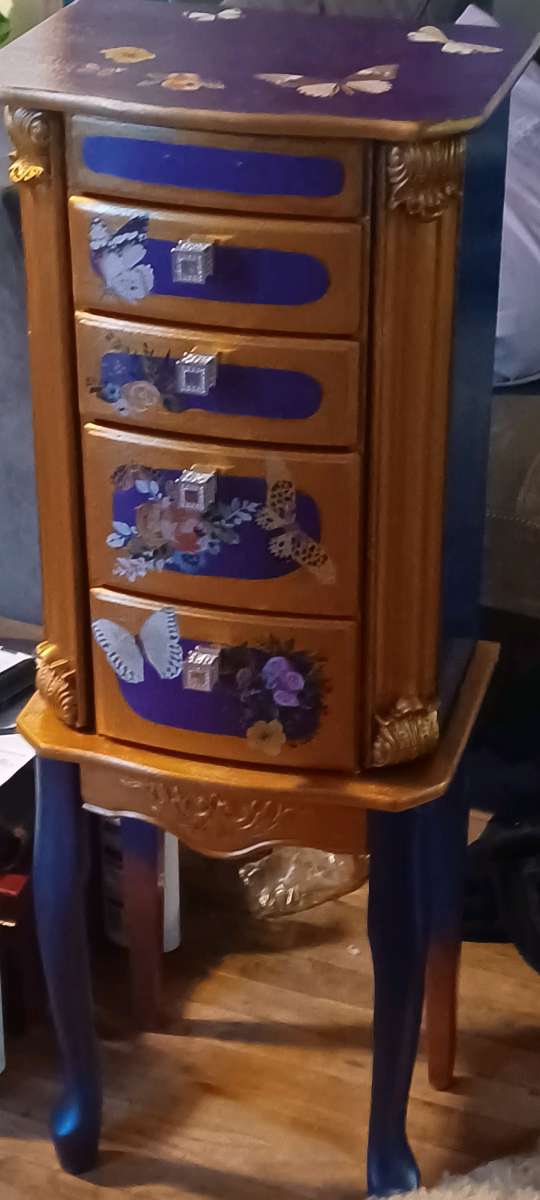 upcycled jewerly armoire