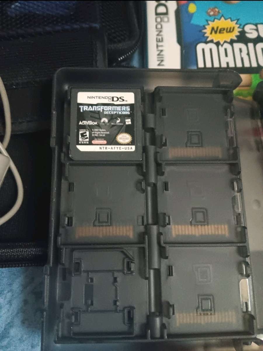 Nintendo DS Lite Bundle