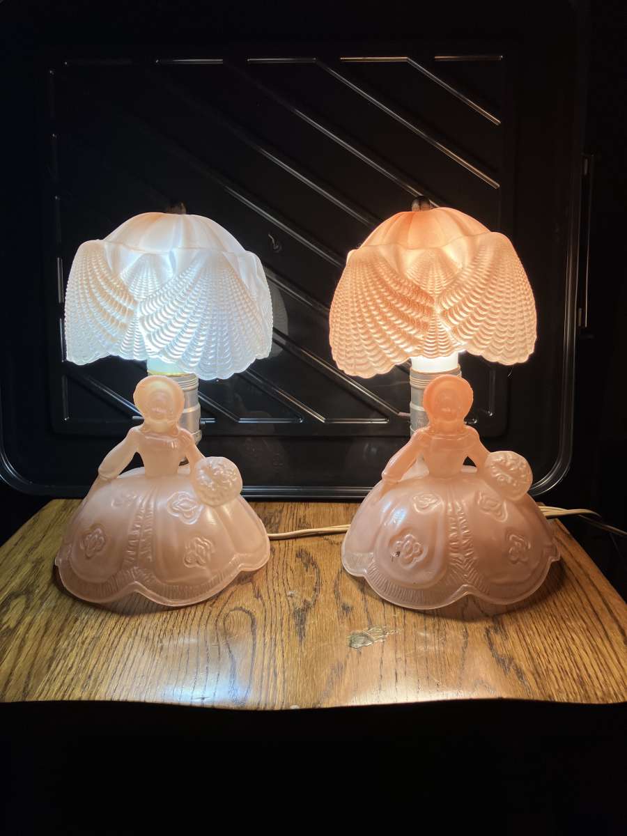 vintage boudoir lamps