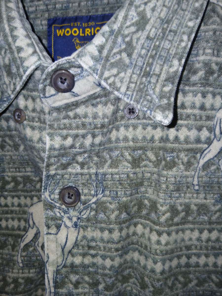 Mens Vintage Large Woolrich Deer Buck Hunting Button Fleece