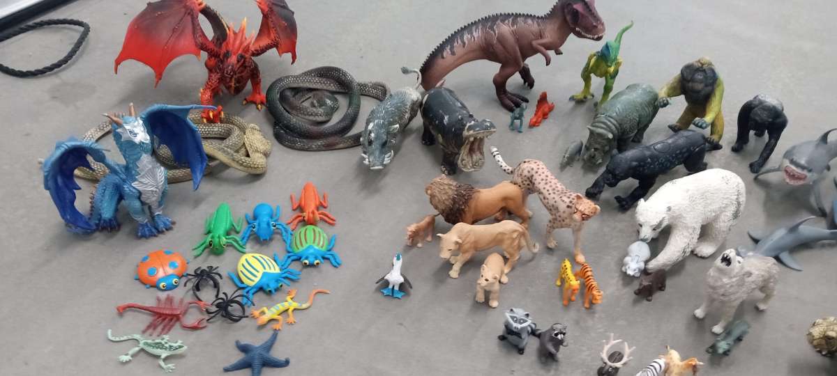 the collection of dinosaurs and more animals
