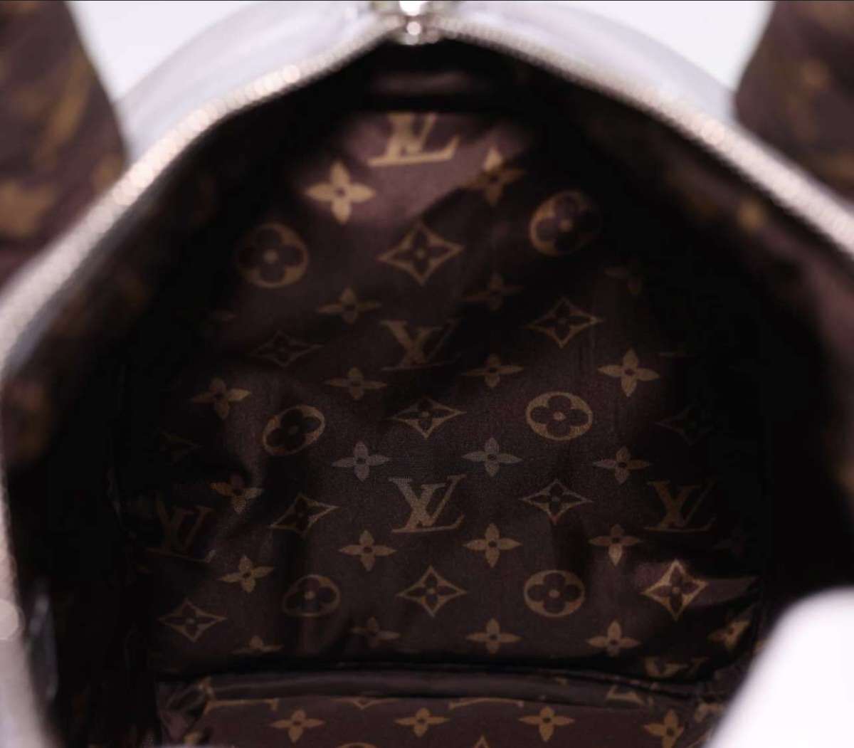 Louis Vuitton AUTHENTIC Speedy Bandoulire 25