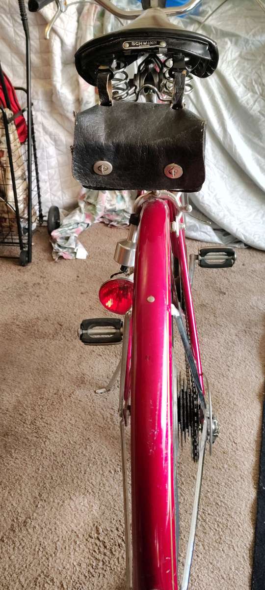 Schwinn suburban bicycle