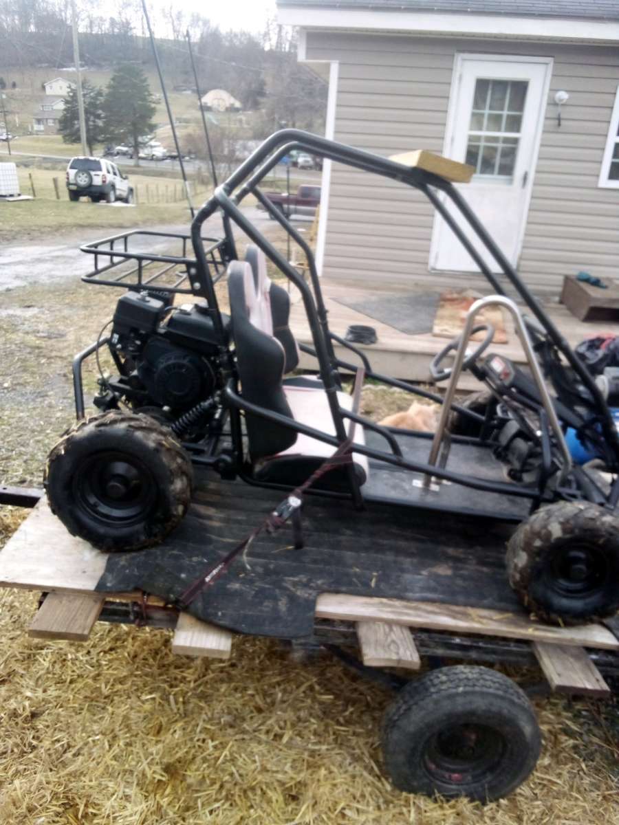 gokart like new run good all it need is a clutch belt
