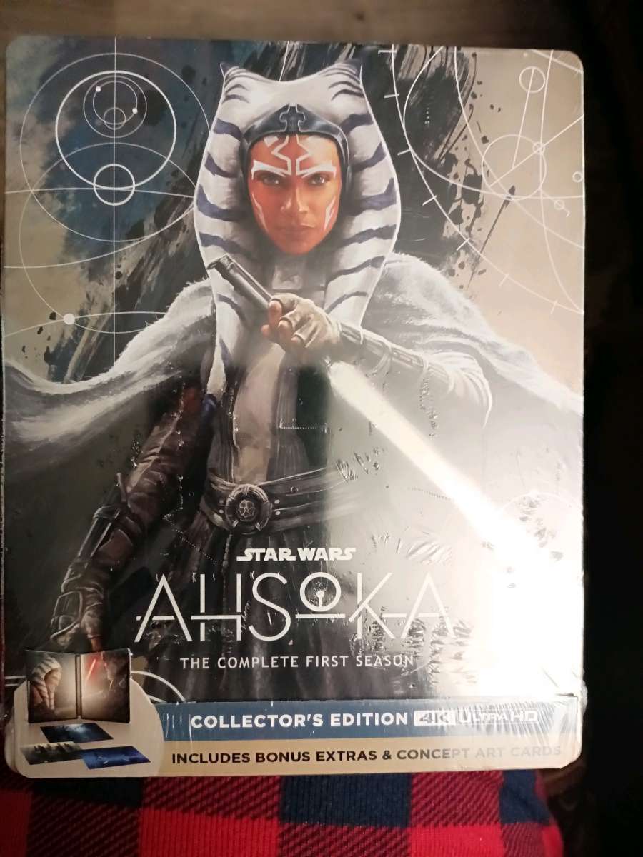 NEW STAR WARS AHSOKA STEEL BOOK
