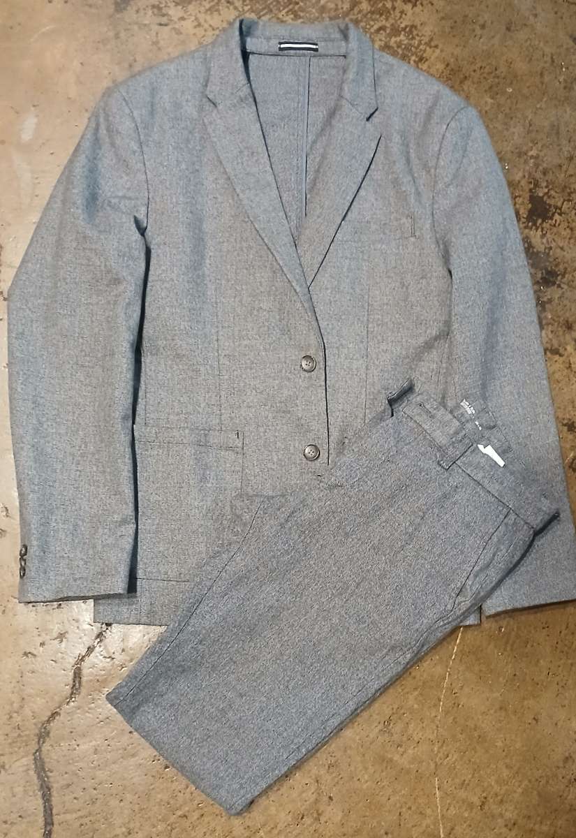 Gray Mens 2 piece suit Jacket and Pants