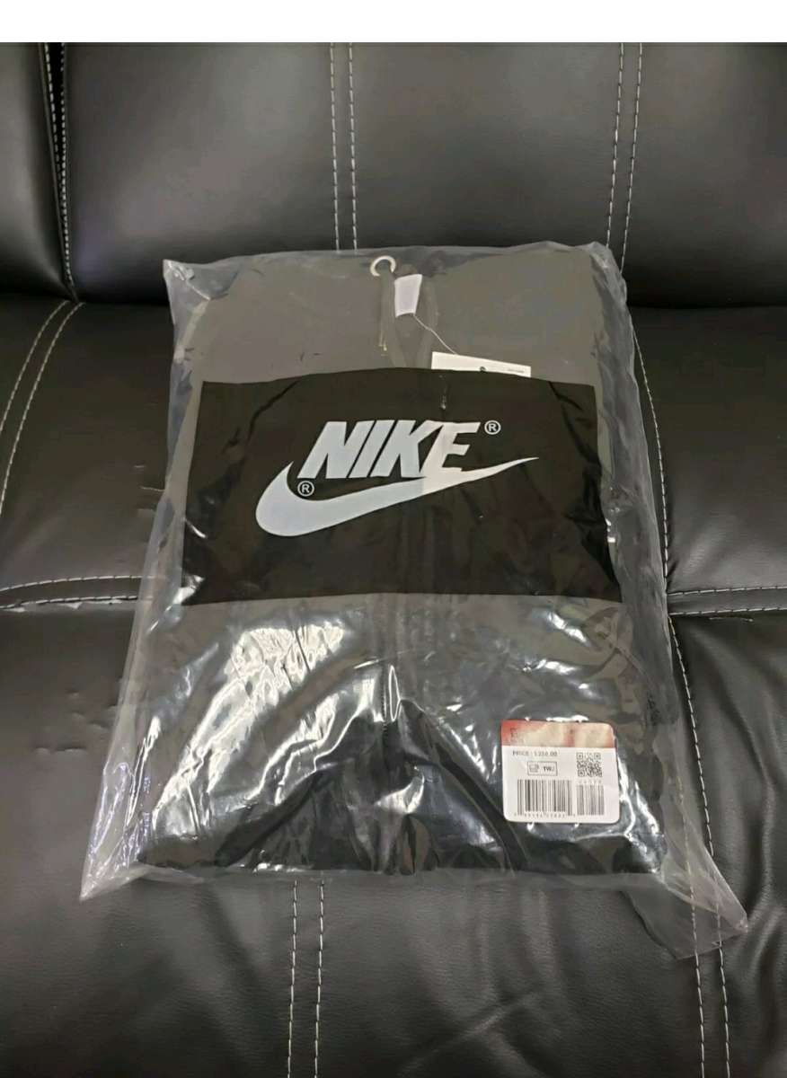 Nike sweatsuit