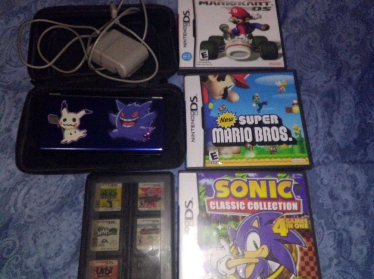 Nintendo DS Lite Bundle