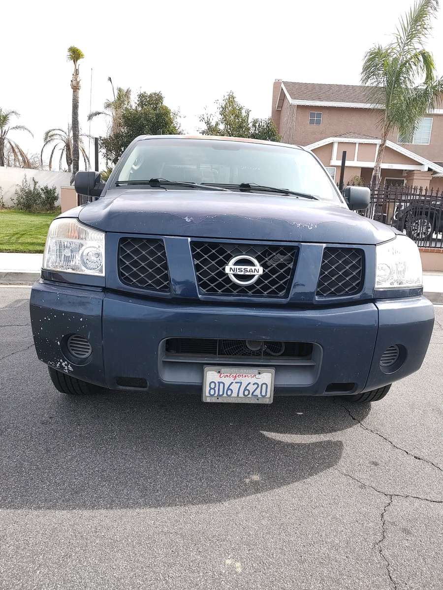 06 Nissan Titan