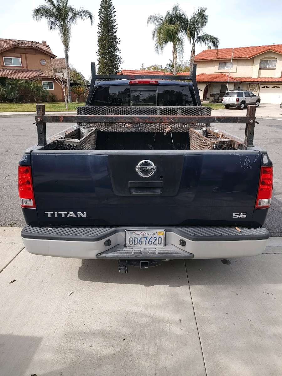 06 Nissan Titan