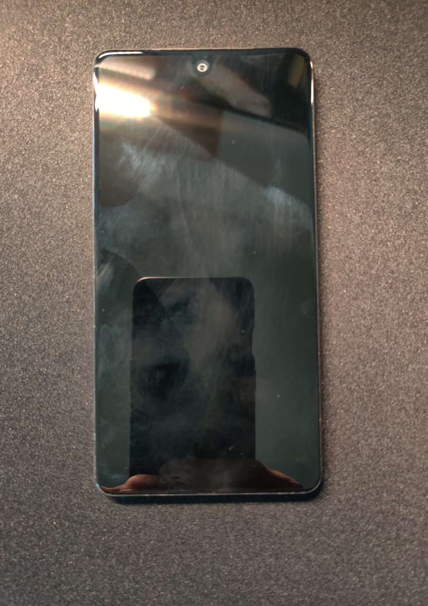 Essential phone PH1