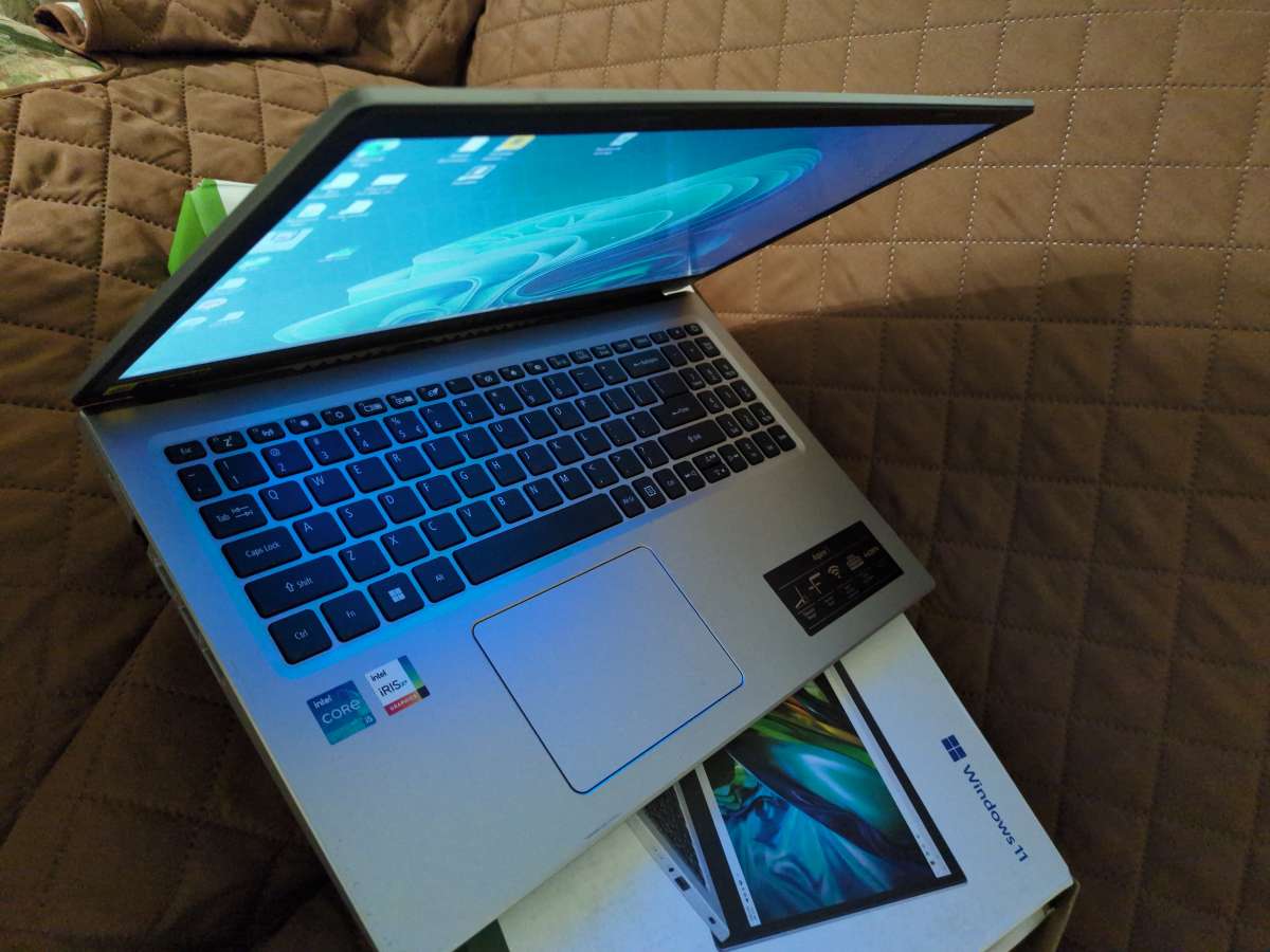 Laptop Acer aspire 3 and available for trading