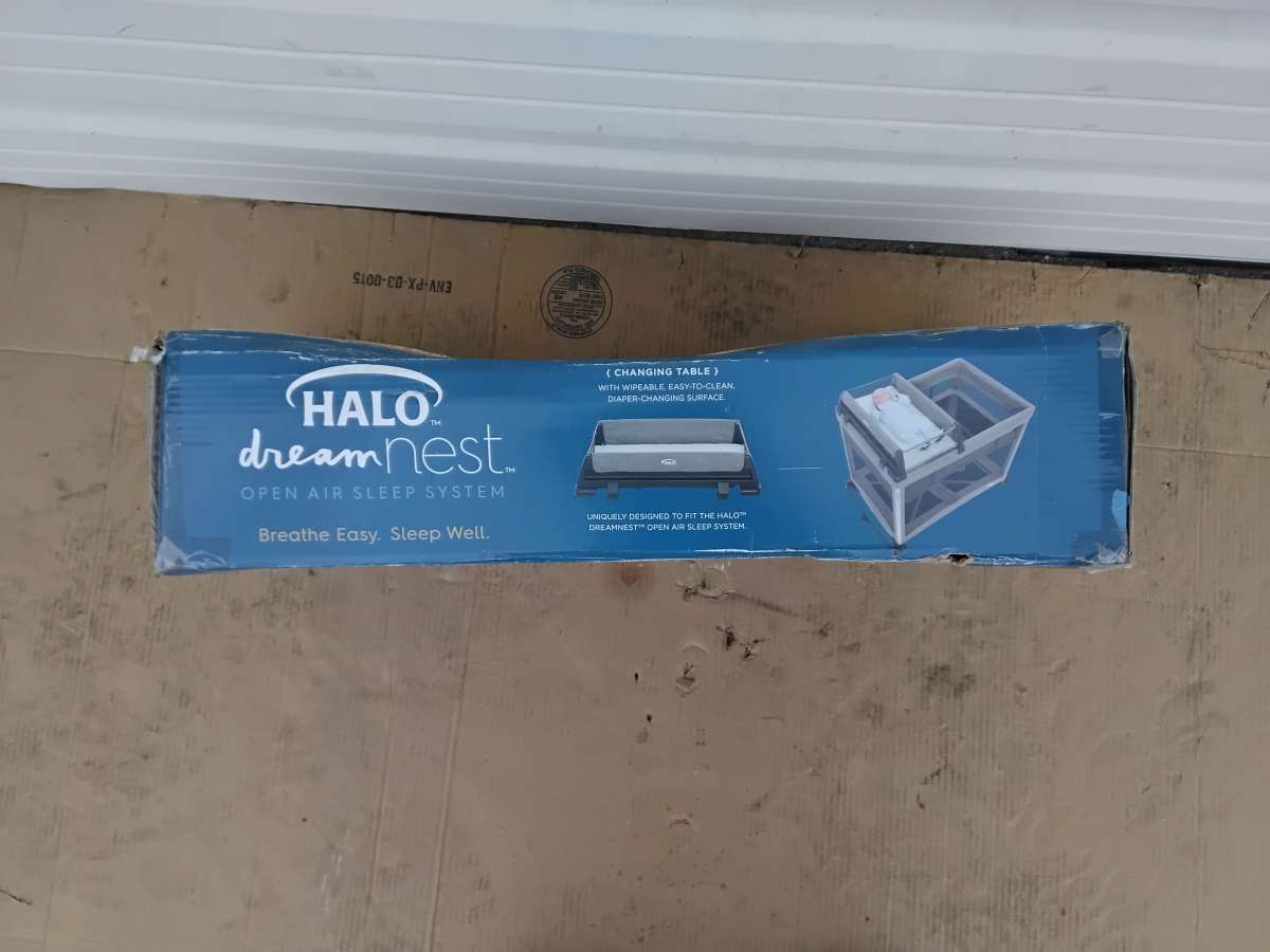 Nice Babys Halo Dream Nest Open Air Sleep System Brand New