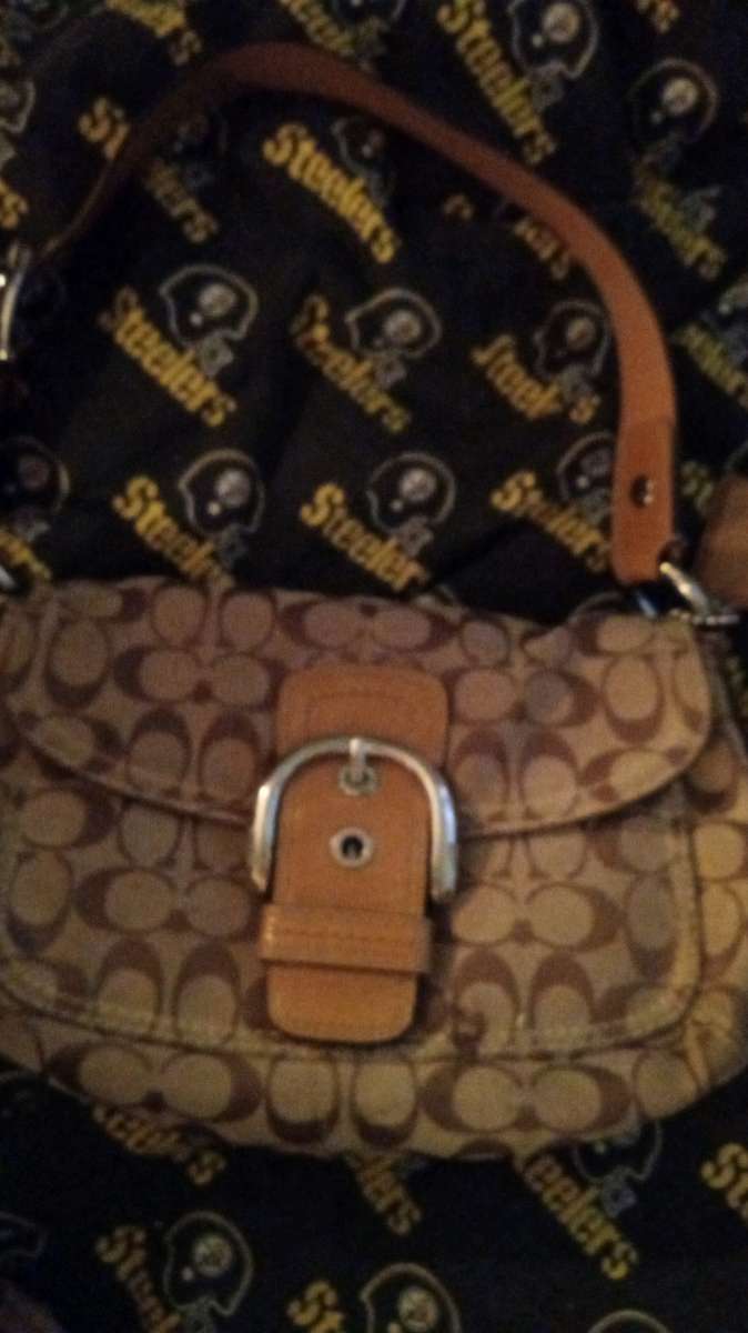 COACH AUTHENTIC C SERIES SOHO HANDBAG