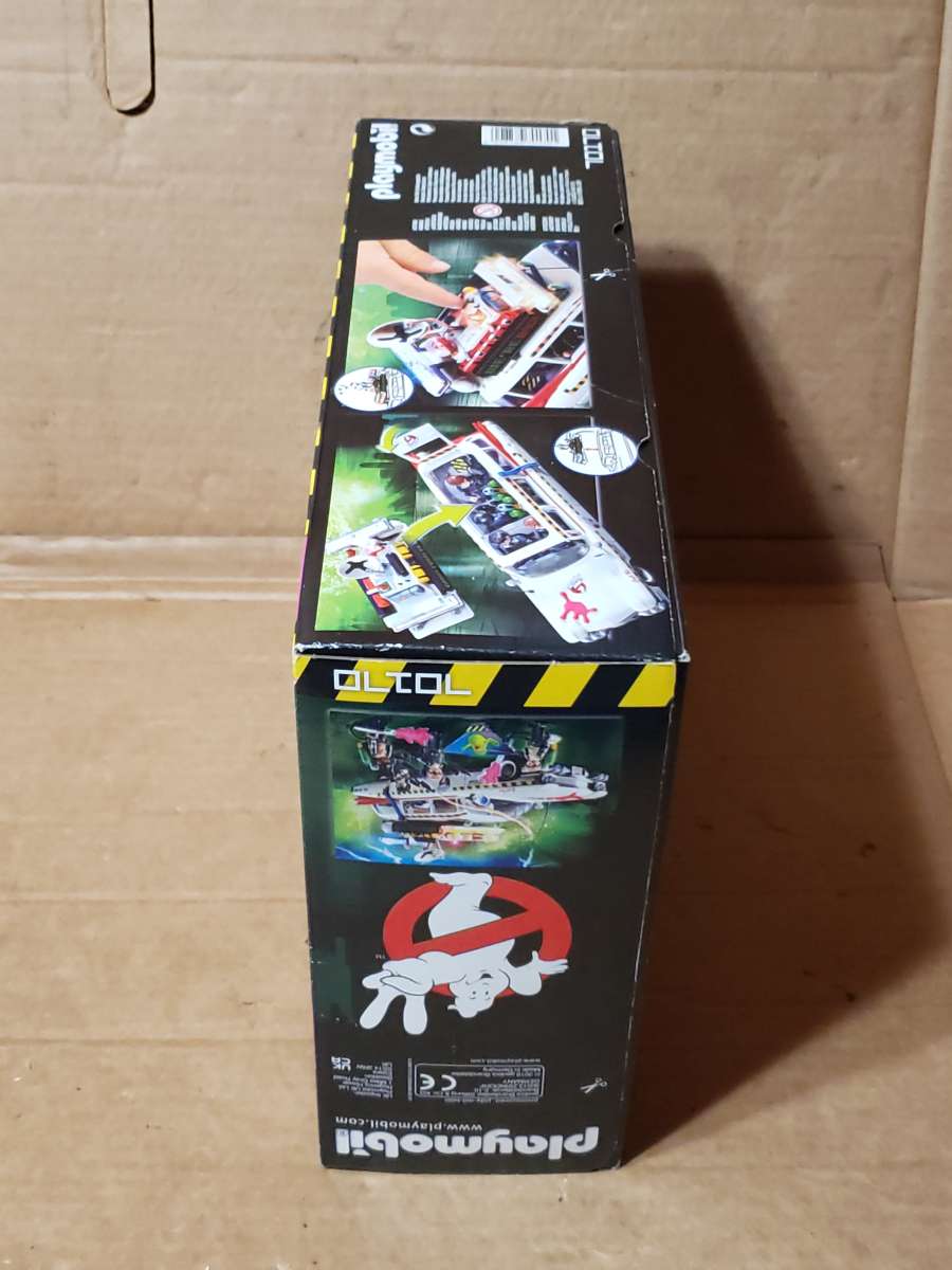 Playmobil Ghostbusters Ecto1A  70170 BRAND NEW SEALED
