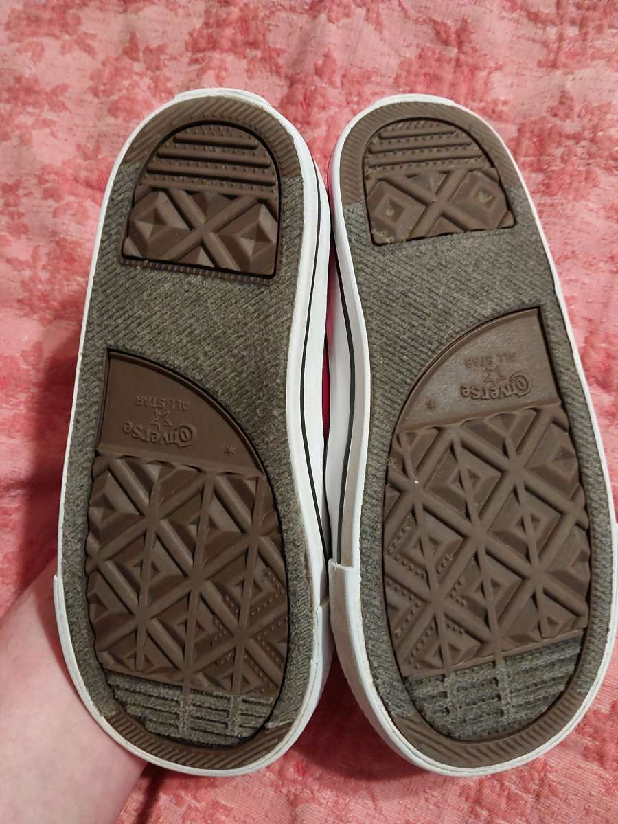 Girls Converse Allstar Chuck Taylors